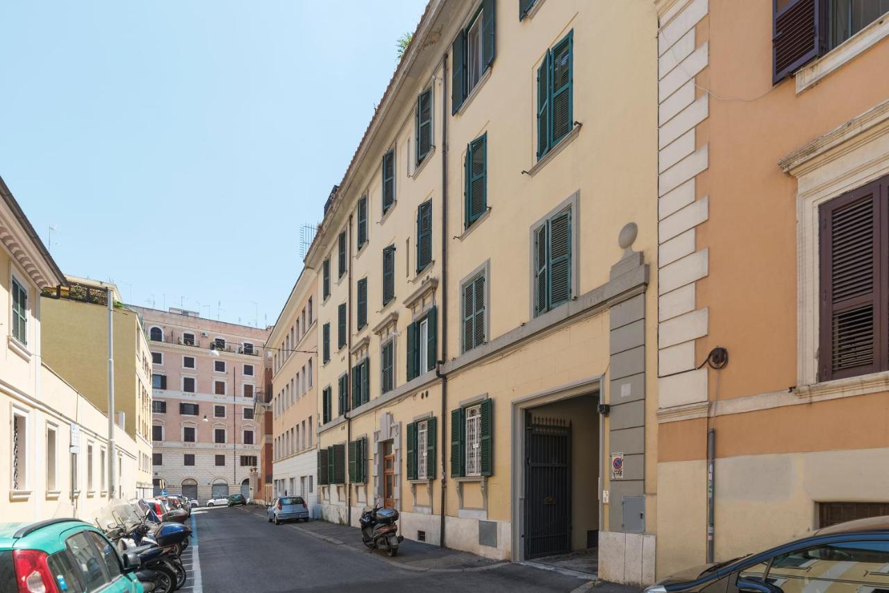 Scala Santa & Laterano Open Space Рим Екстериор снимка
